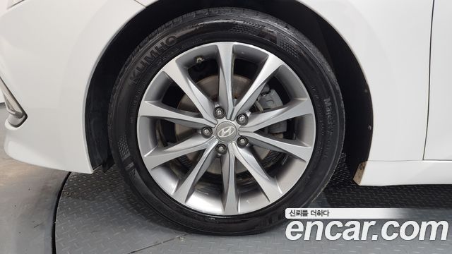 Hyundai Grandeur 2015 thumb 6