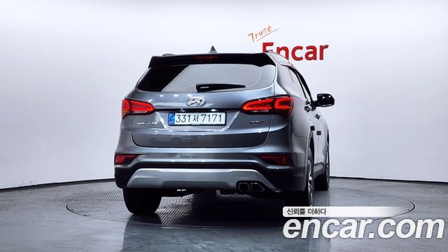Hyundai Santa Fe 2016 thumb 5