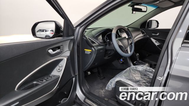 Hyundai Santa Fe 2016 thumb 11