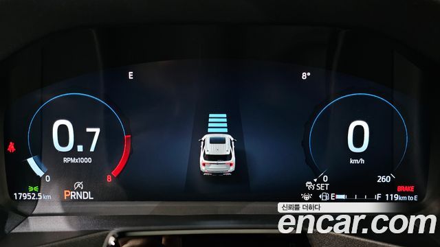 Ford Explorer 2025 thumb 10