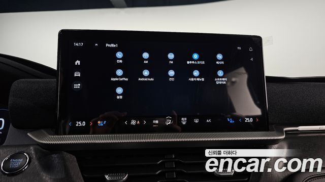 Ford Explorer 2025 thumb 4