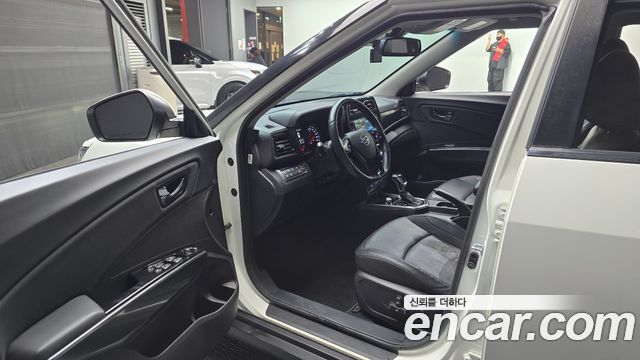 SsangYong Tivoli 2021 thumb 11