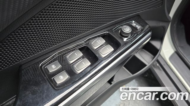 SsangYong Tivoli 2021 thumb 7