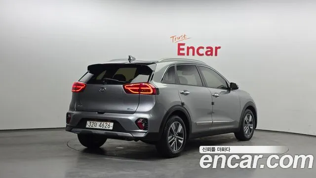 Kia Niro 2019 thumb 3