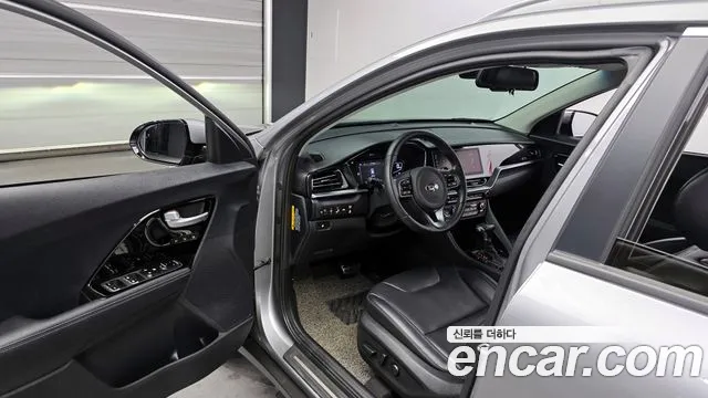 Kia Niro 2019 thumb 11