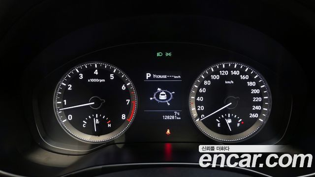 Hyundai Grandeur 2017 thumb 9