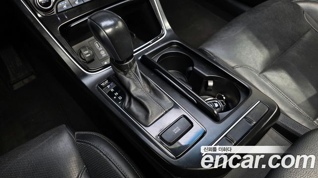 Hyundai Grandeur 2017 thumb 10