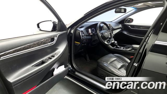 Hyundai Grandeur 2017 thumb 11