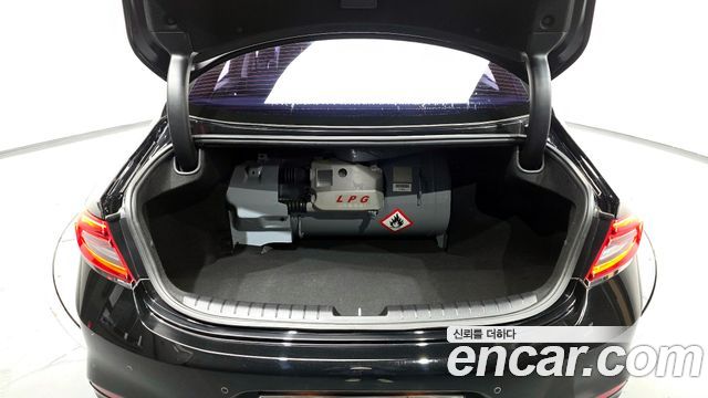 Hyundai Grandeur 2017 thumb 12