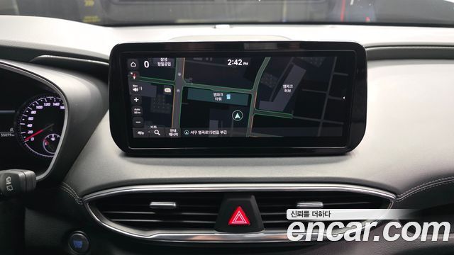 Hyundai Santa Fe 2023 thumb 11