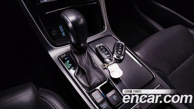 Hyundai Grandeur 2017 thumb 9