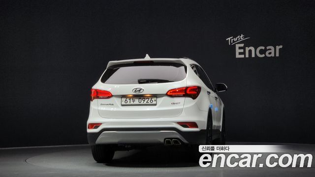 Hyundai Santa Fe 2015 thumb 4