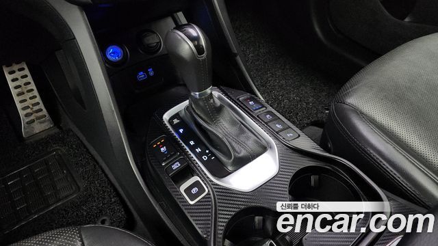 Hyundai Santa Fe 2015 thumb 9