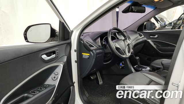 Hyundai Santa Fe 2015 thumb 10