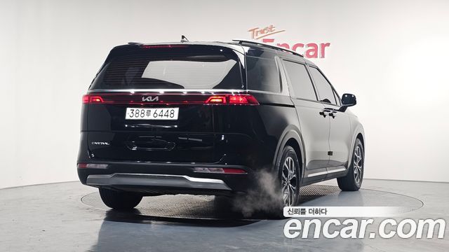Kia Carnival 2022 thumb 3