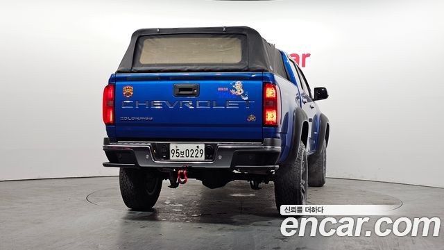 Chevrolet Colorado 2020 thumb 5