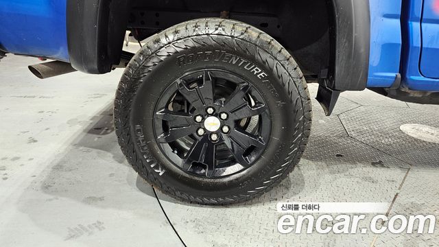 Chevrolet Colorado 2020 thumb 6