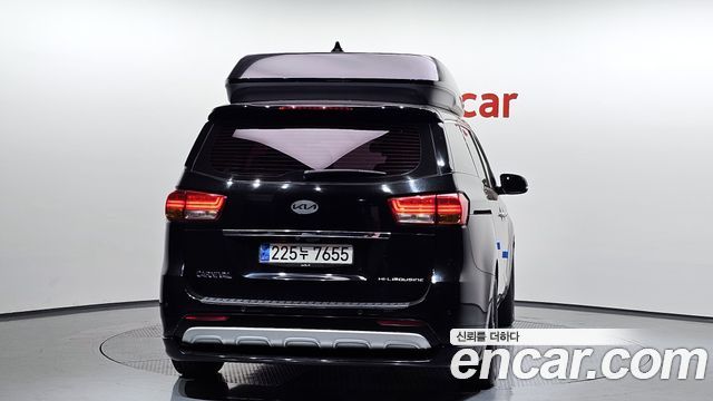 Kia Carnival 2016 thumb 5