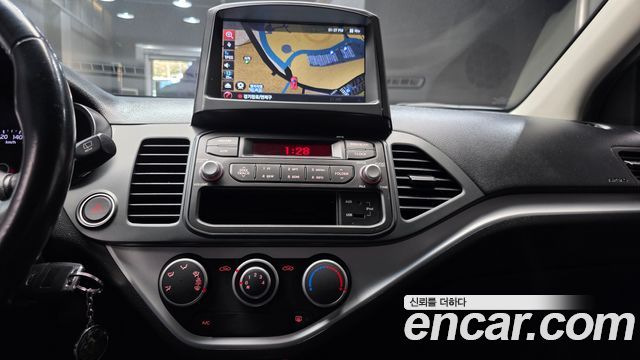 Kia Morning 2014 thumb 12