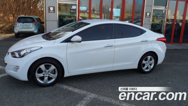 Hyundai Avante 2011 thumb 2