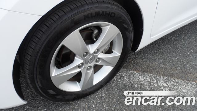Hyundai Avante 2011 thumb 5