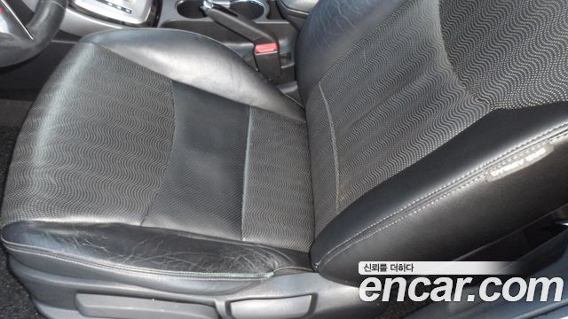 Hyundai Avante 2011 thumb 10