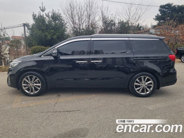 Kia Carnival 2020 thumb 2
