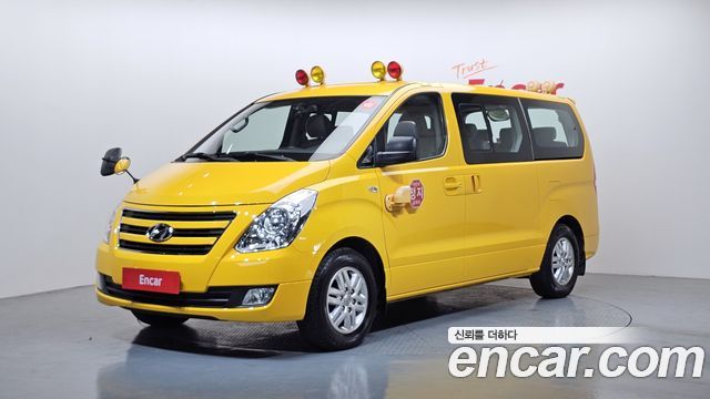 Hyundai Starex 2017 thumb 2