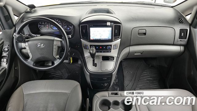 Hyundai Starex 2017 thumb 8