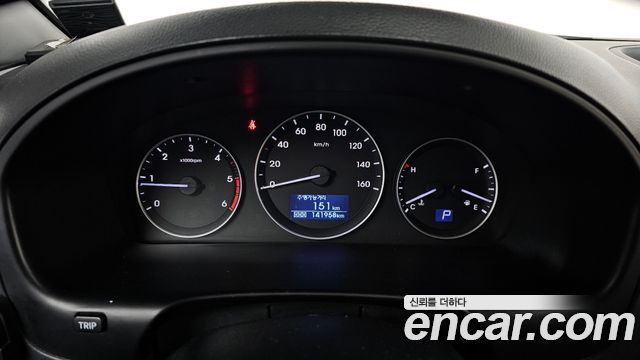 Hyundai Starex 2017 thumb 9