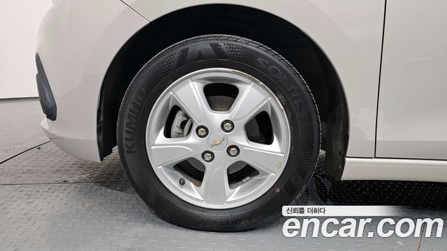Chevrolet Spark 2016 thumb 6