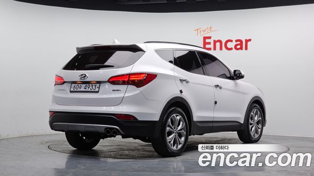 Hyundai Santa Fe 2014 thumb 3