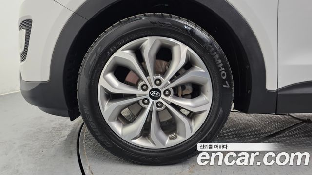 Hyundai Santa Fe 2014 thumb 6