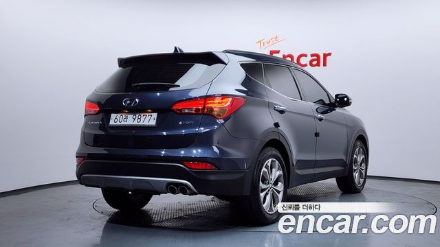Hyundai Santa Fe 2014 thumb 3