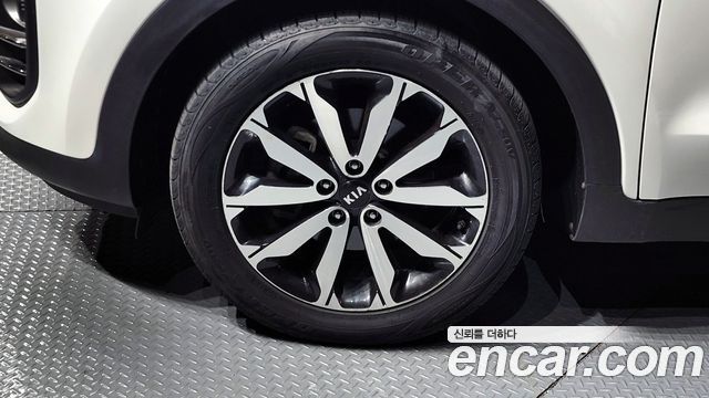 Kia Sportage 2018 thumb 6