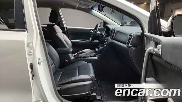 Kia Sportage 2018 thumb 11