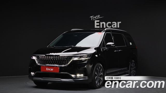 Kia Carnival 2023 thumb 2