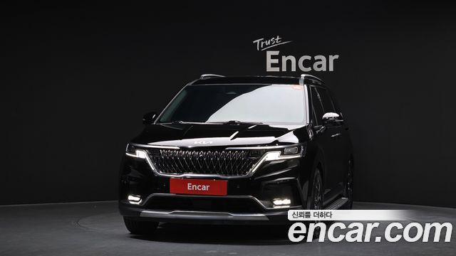 Kia Carnival 2023 thumb 4