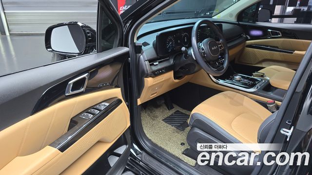 Kia Carnival 2023 thumb 12