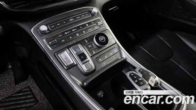 Hyundai Santa Fe 2021 thumb 9