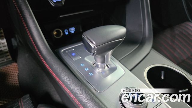Genesis G70 2018 thumb 10