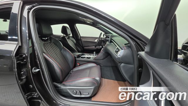 Genesis G70 2018 thumb 11