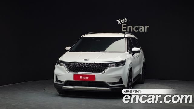 Kia Carnival 2021 thumb 4