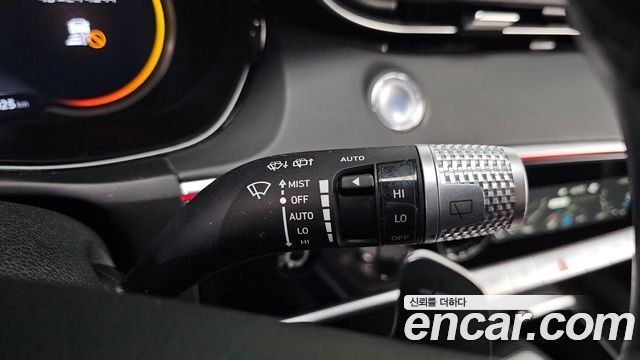 Genesis GV70 2021 thumb 11