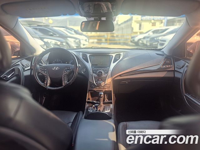 Hyundai Grandeur 2013 thumb 7