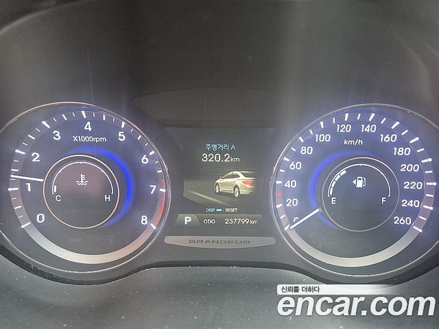 Hyundai Grandeur 2013 thumb 8