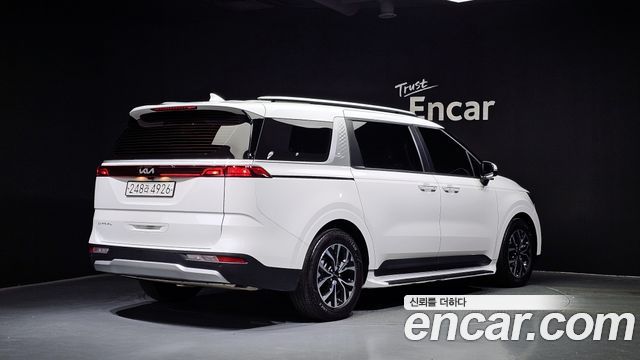 Kia Carnival 2022 thumb 3