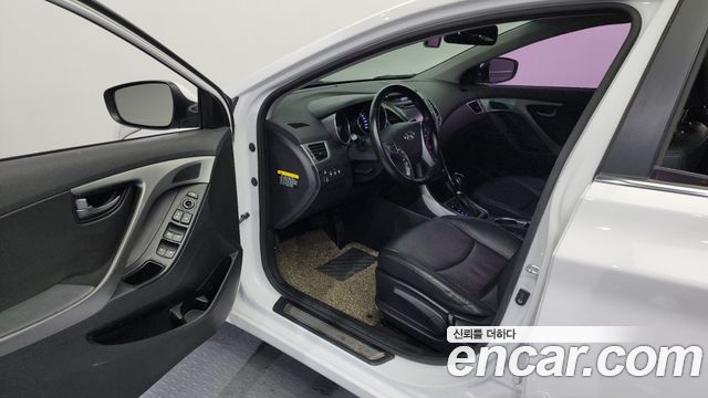 Hyundai Avante 2014 thumb 11
