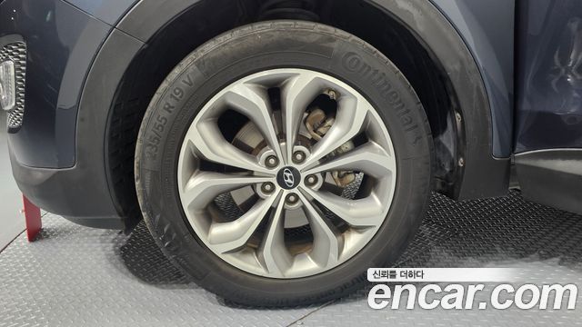 Hyundai Santa Fe 2014 thumb 6