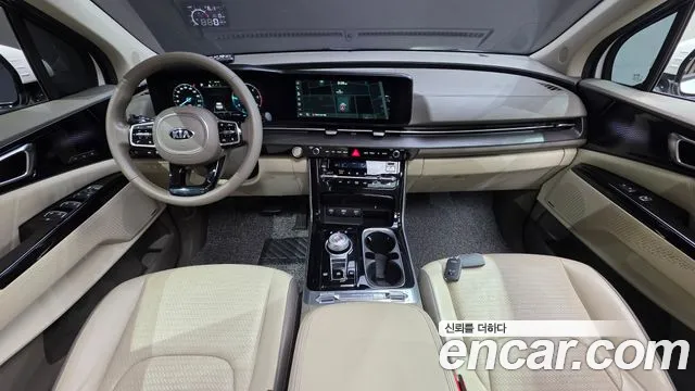 Kia Carnival 2021 thumb 11